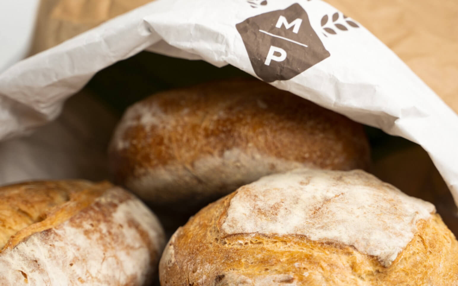 PANE GIGANTE REALIZZATO CON FARINA F0 FORZA CASERECCIO