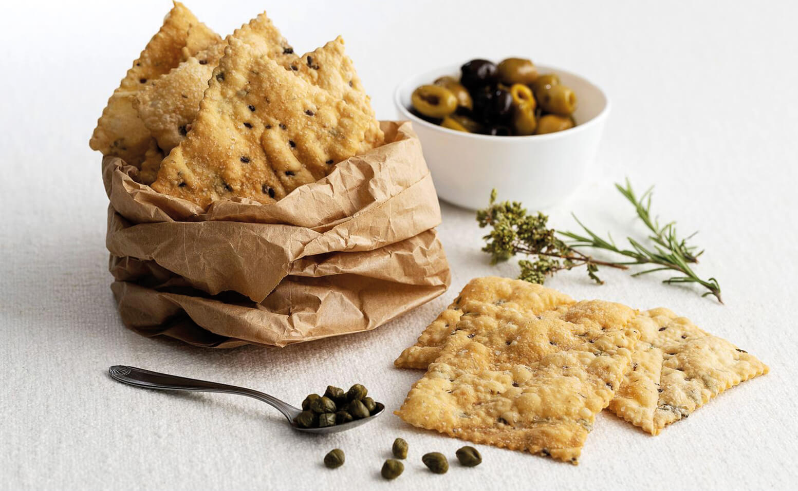 crackers-con-capperi